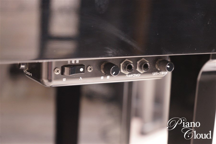 中古アップライトピアノ　YM10SXGZ