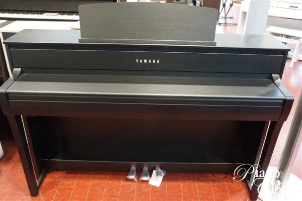 クラビノーバ CLP675