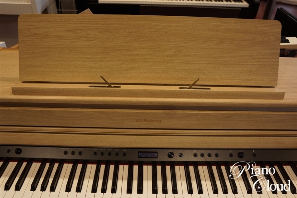 電子ピアノ HP704