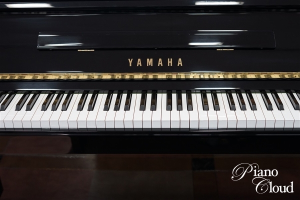 中古アップライトピアノ MC301