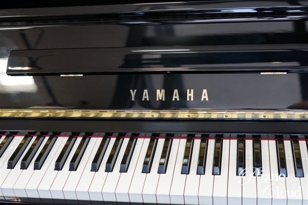 中古アップライトピアノ U30A