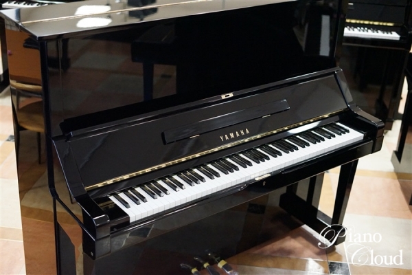 中古アップライトピアノ　UX