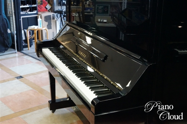 中古アップライトピアノ　UX