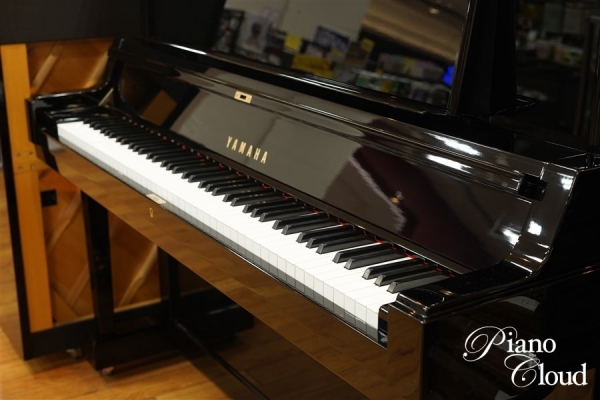 中古アップライトピアノ YUA