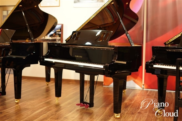 グランドピアノ C3X espressivo