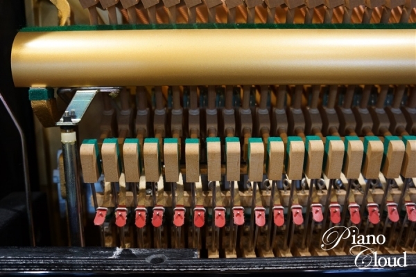 中古アップライトピアノ YUS