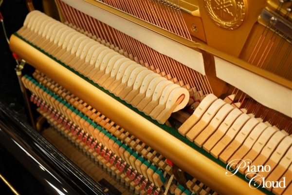 中古アップライトピアノ UX-1（消音機能付き）