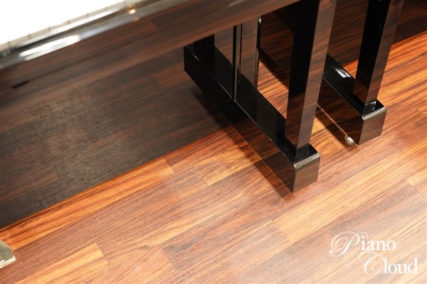 中古アップライトピアノ UX-1（消音機能付き）