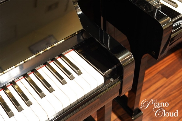 中古アップライトピアノ UX-1（消音機能付き）