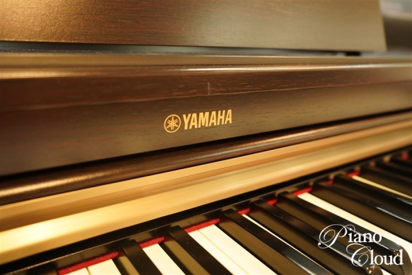 中古電子ピアノ  YDP162R