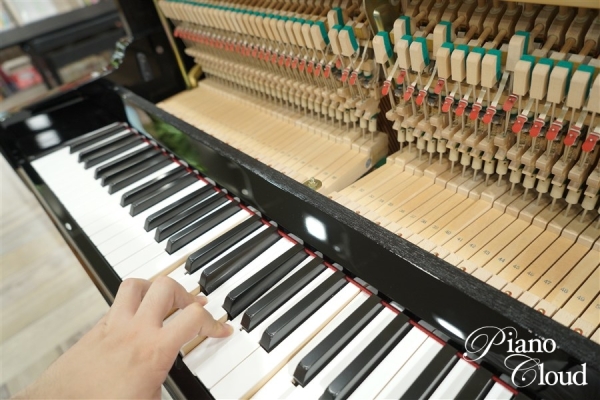 中古アップライトピアノ　U10BL　ヤマハ純正後付けサイレントユニット