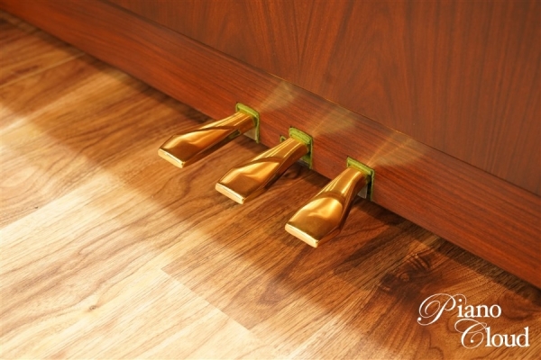 中古アップライトピアノ W107BR