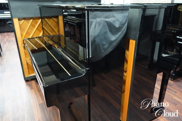 中古アップライトピアノ U1A