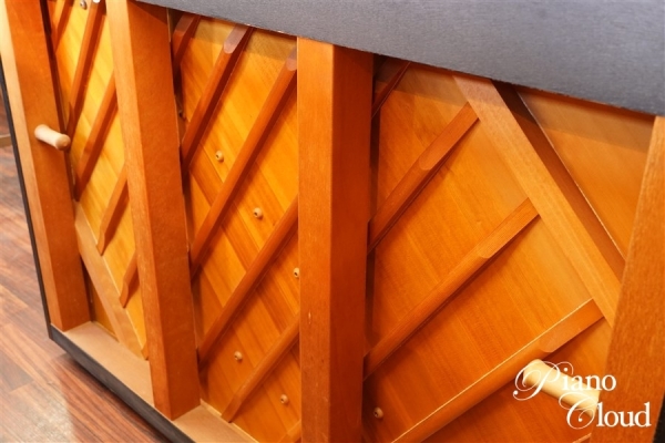 中古アップライトピアノ U1A