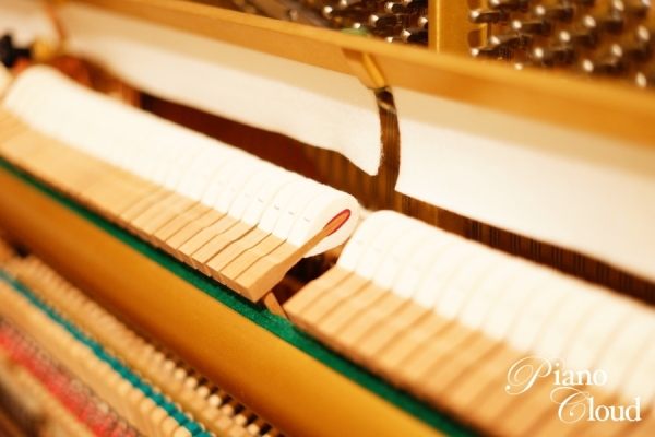 中古アップライトピアノ　WX102R