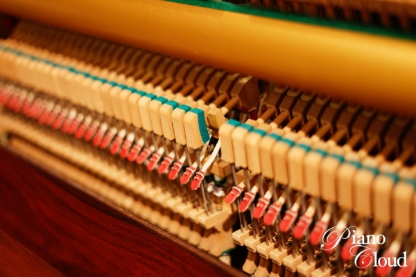 中古アップライトピアノ　WX102R