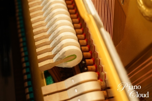 中古アップライトピアノ YUS