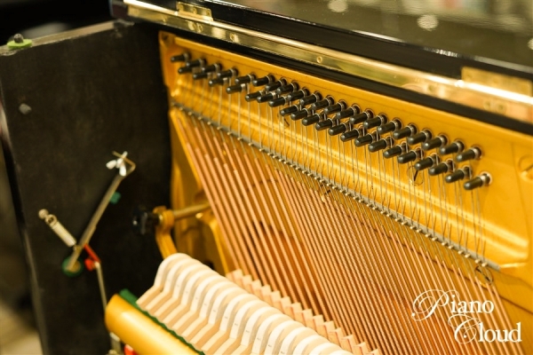 中古アップライトピアノ　U3H