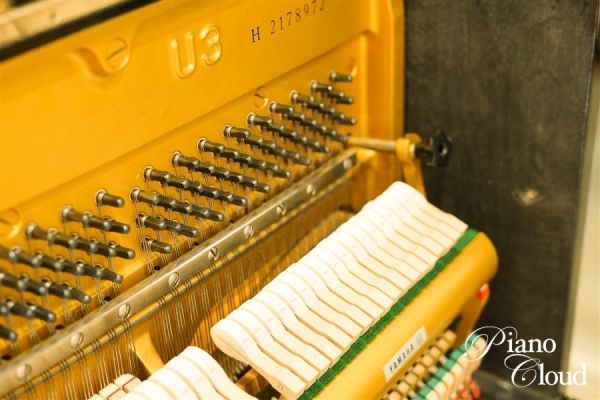 中古アップライトピアノ　U3H