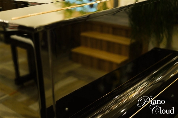 中古アップライトピアノ　U3H