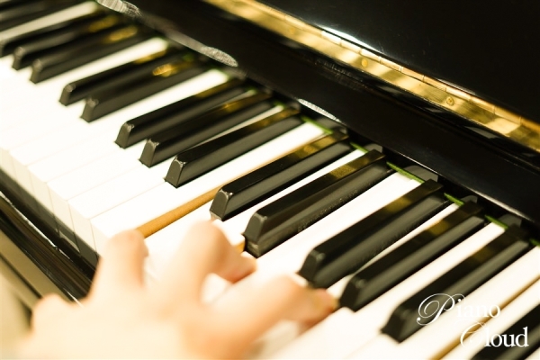 中古アップライトピアノ　U3H