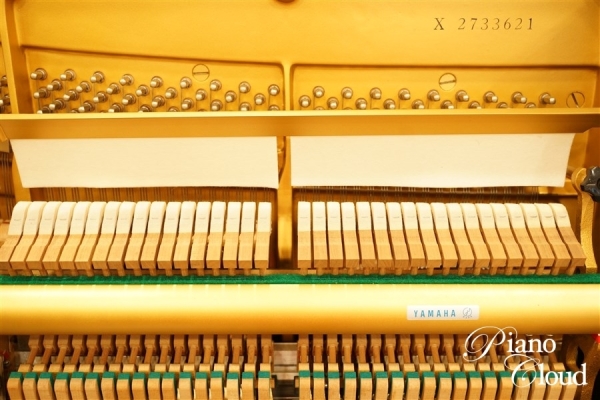 中古アップライトピアノ　UX