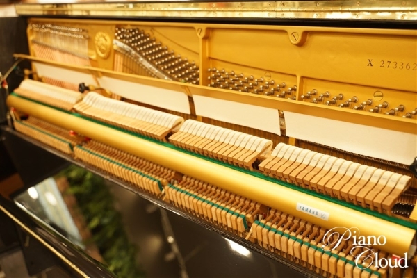 中古アップライトピアノ　UX