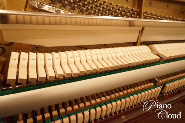 アップライトピアノ b113DMC