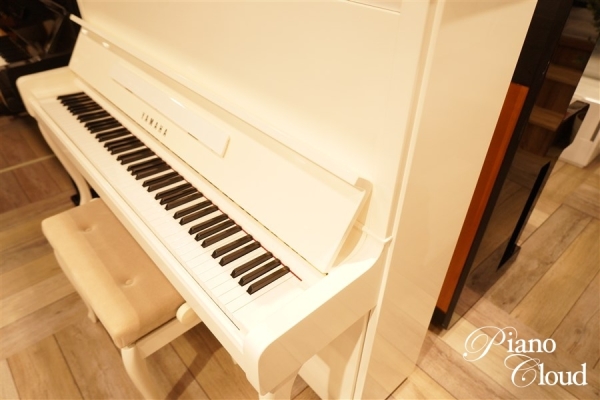 中古ピアノ　MX200MR