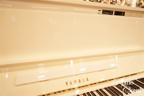 中古ピアノ　MX200MR