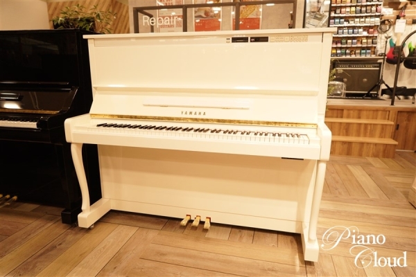 中古ピアノ　MX200MR