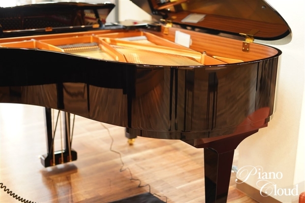 中古グランドピアノ C3 Artistic Edition(消音機能付き) 