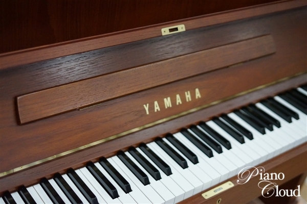 中古アップライトピアノ W103