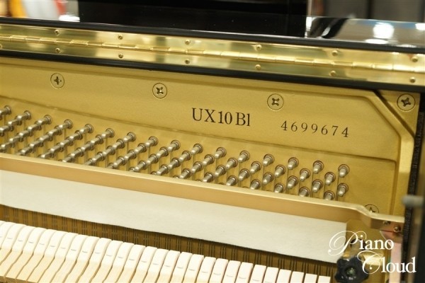 中古アップライトピアノ　UX10BL