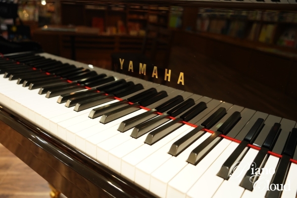 中古グランドピアノ A1