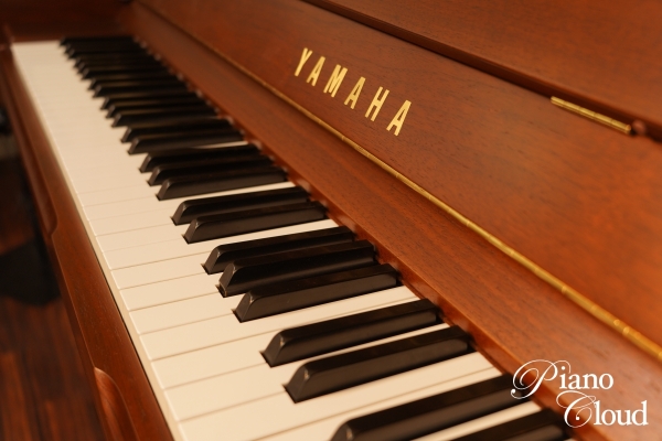 中古アップライトピアノ YU1Wn（消音機能付き）