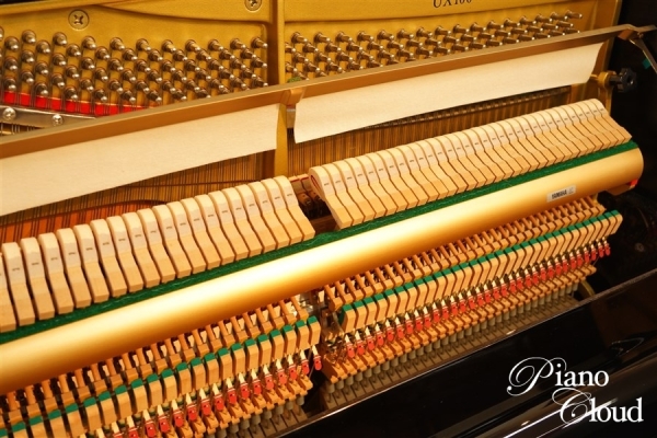 中古アップライトピアノ UX100