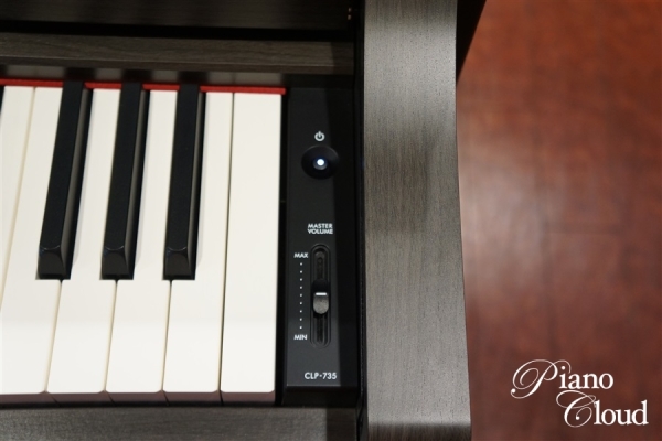 電子ピアノ Clavinova CLP-735(展示品限り)