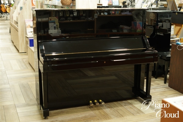 中古アップライトピアノ　UX