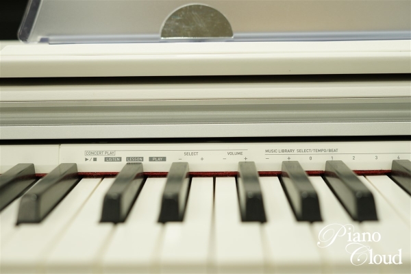 電子ピアノ　PX-770 WE
