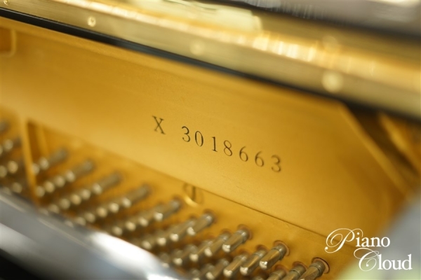 中古アップライトピアノ　UX