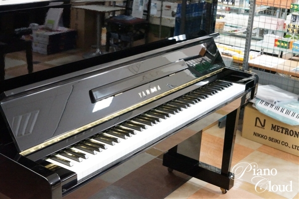 中古アップライトピアノ MC301