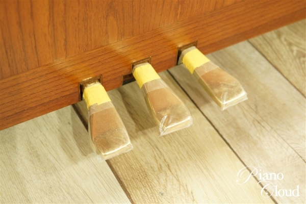 中古アップライトピアノ W103B