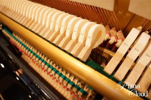 中古アップライトピアノU1A