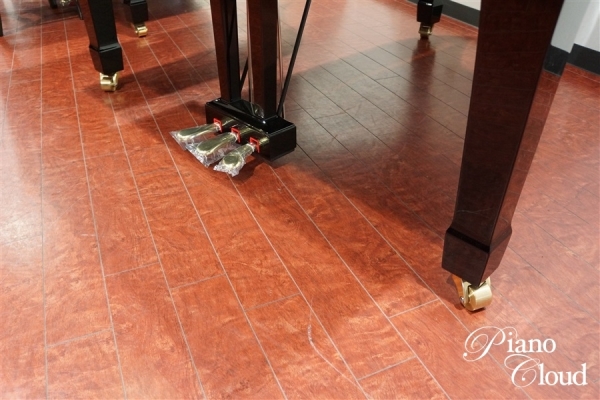 中古グランドピアノG2E