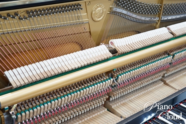 中古アップライトピアノ UX-1