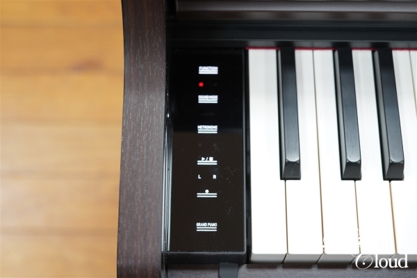 電子ピアノ AP-550