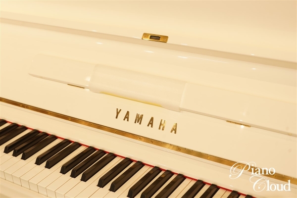中古アップライトピアノ U3H　ホワイト