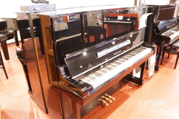 中古アップライトピアノYUX