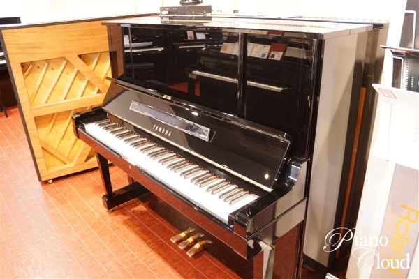 中古アップライトピアノYUX